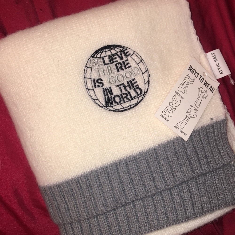 Be The Good ivory && grey scarf